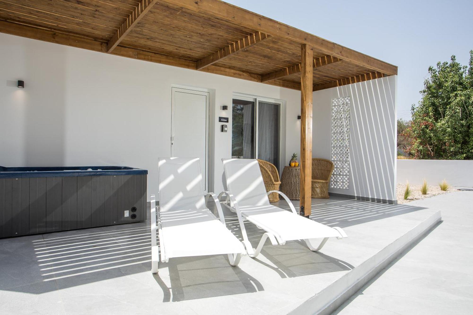 Calma Luxury & Aparthotel