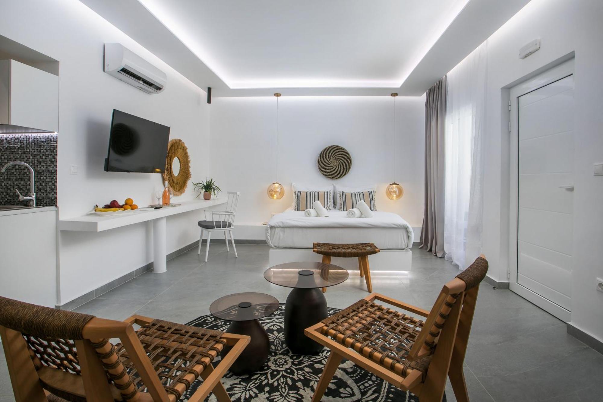 Calma Luxury &