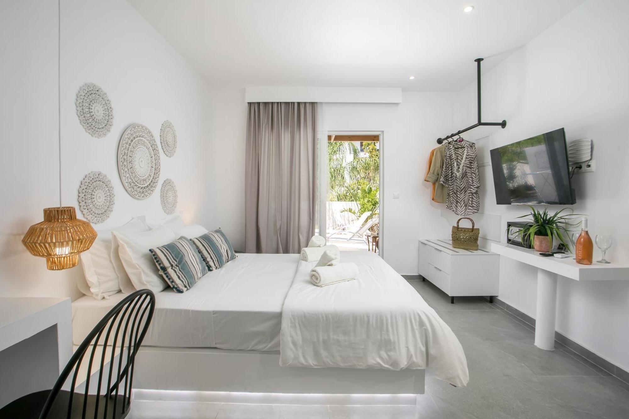 Calma Luxury & Faliraki