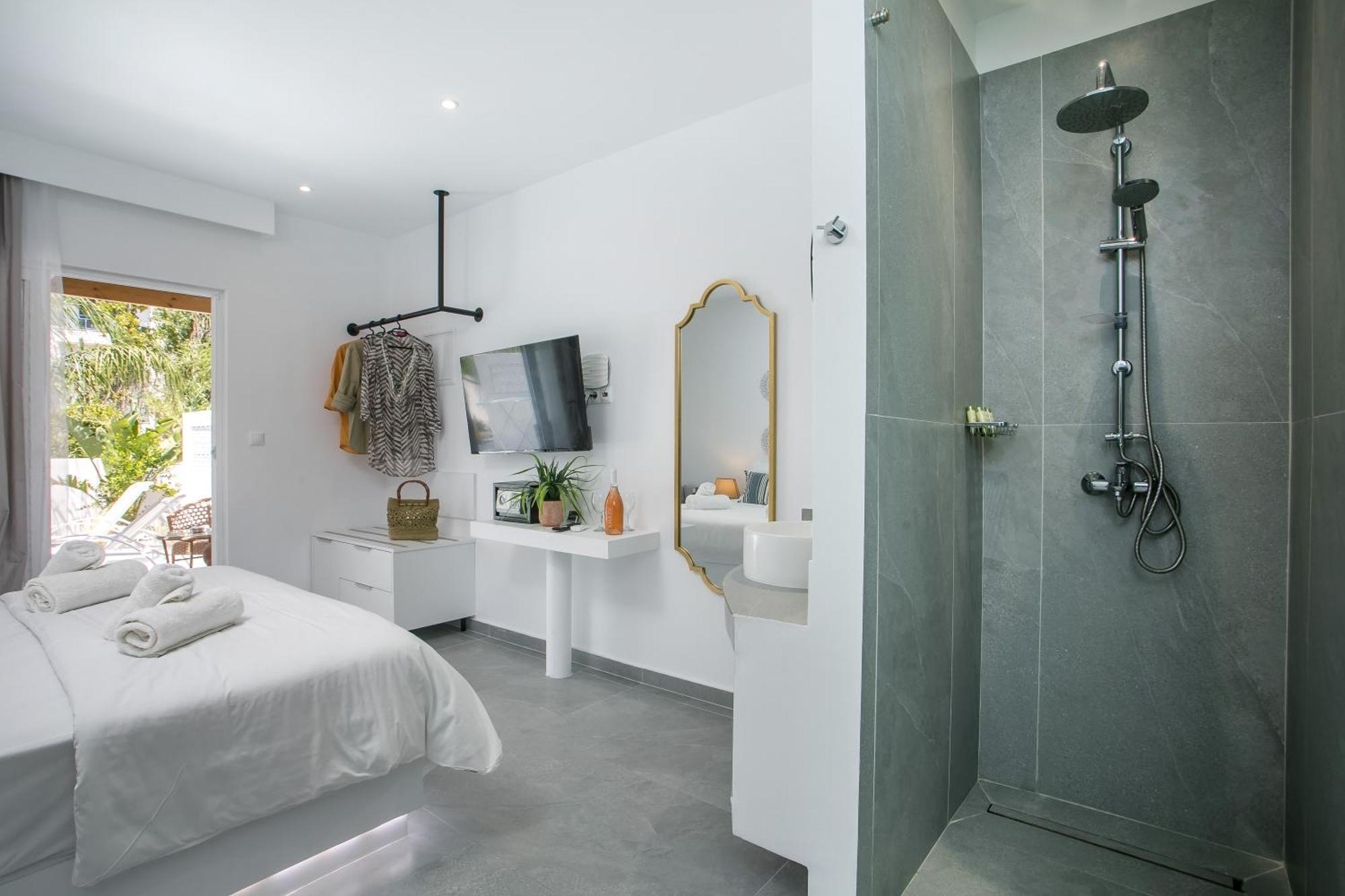Aparthotel Calma Luxury & Faliraki