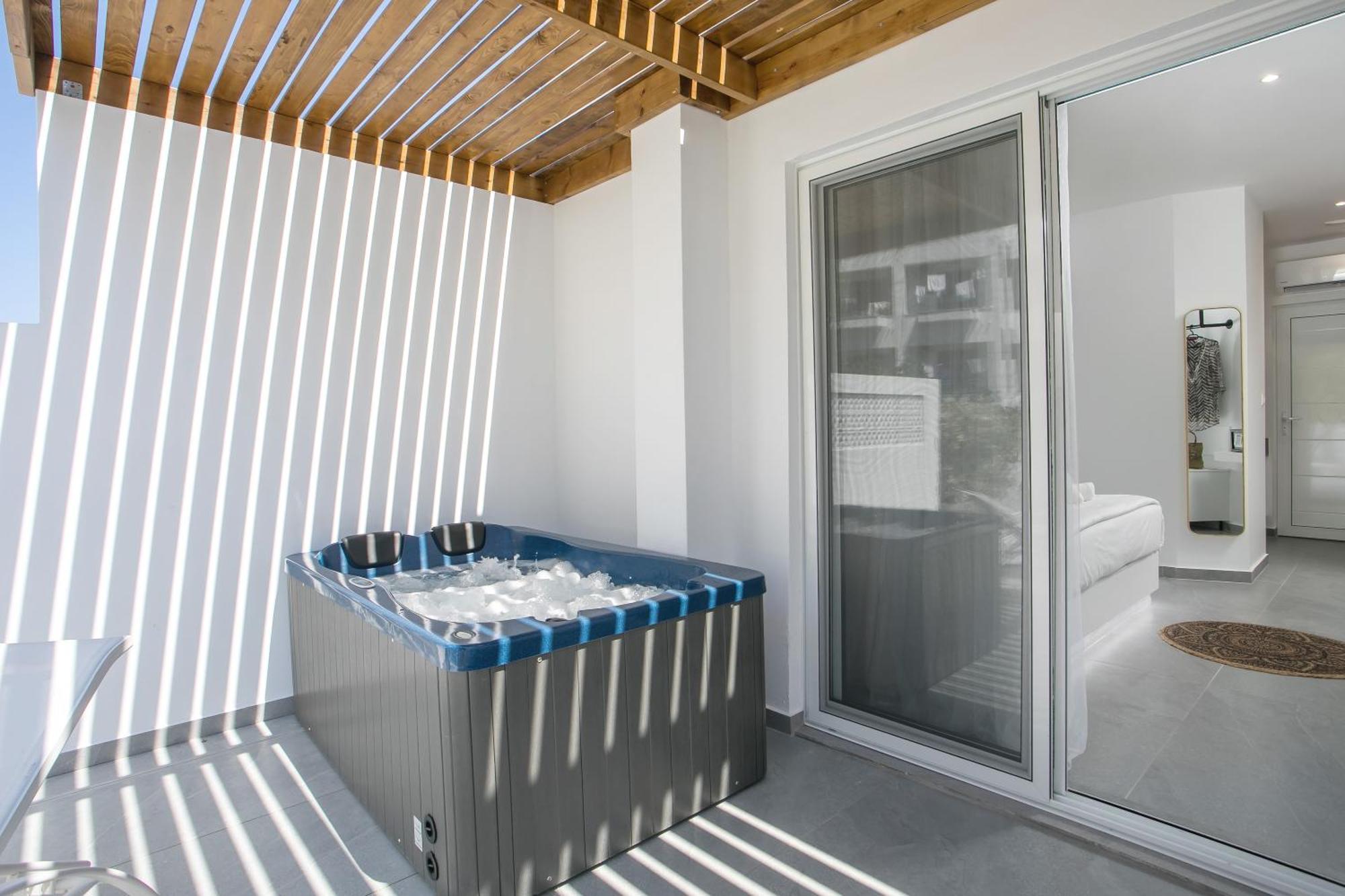 Aparthotel Calma Luxury & Faliraki