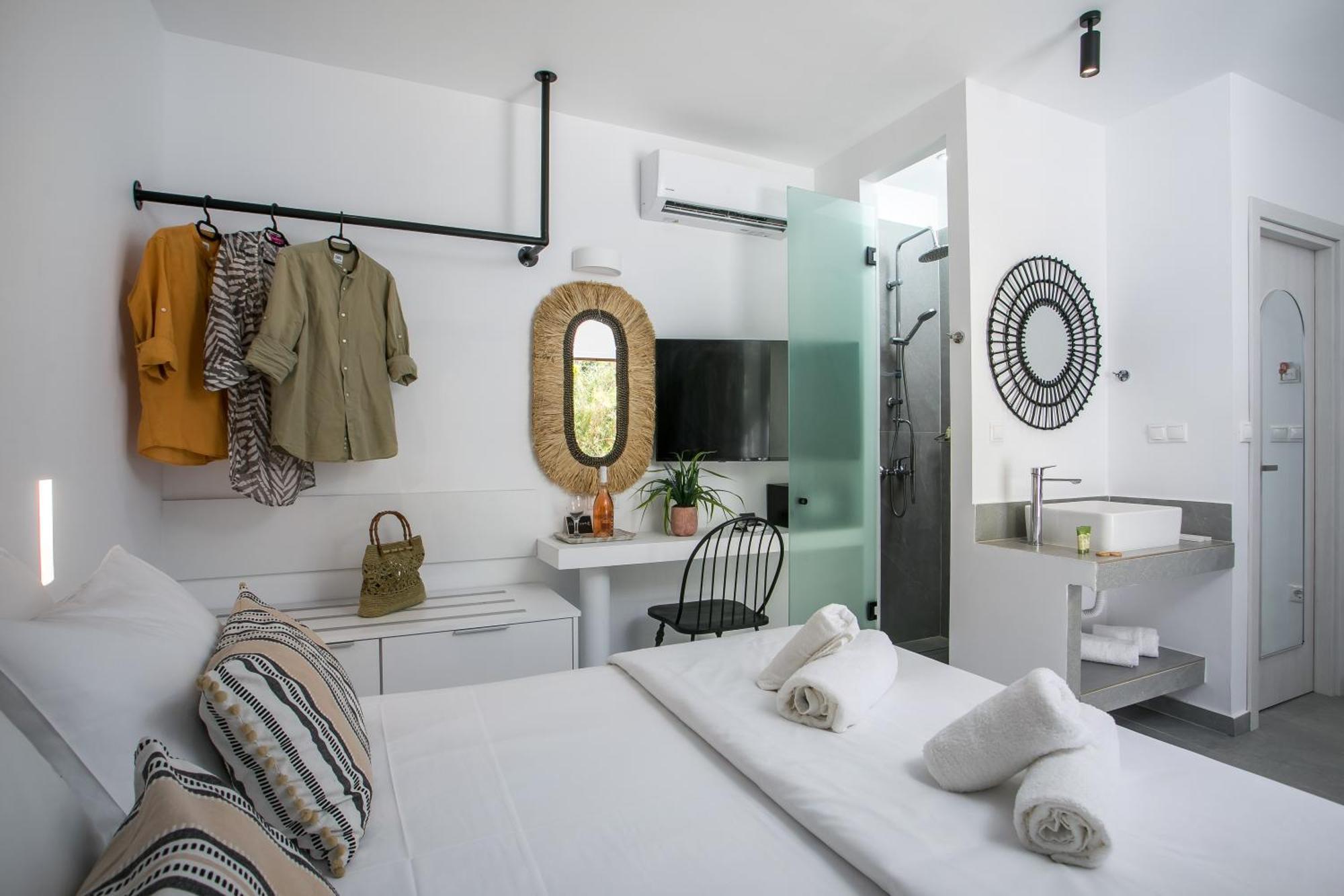 Calma Luxury &