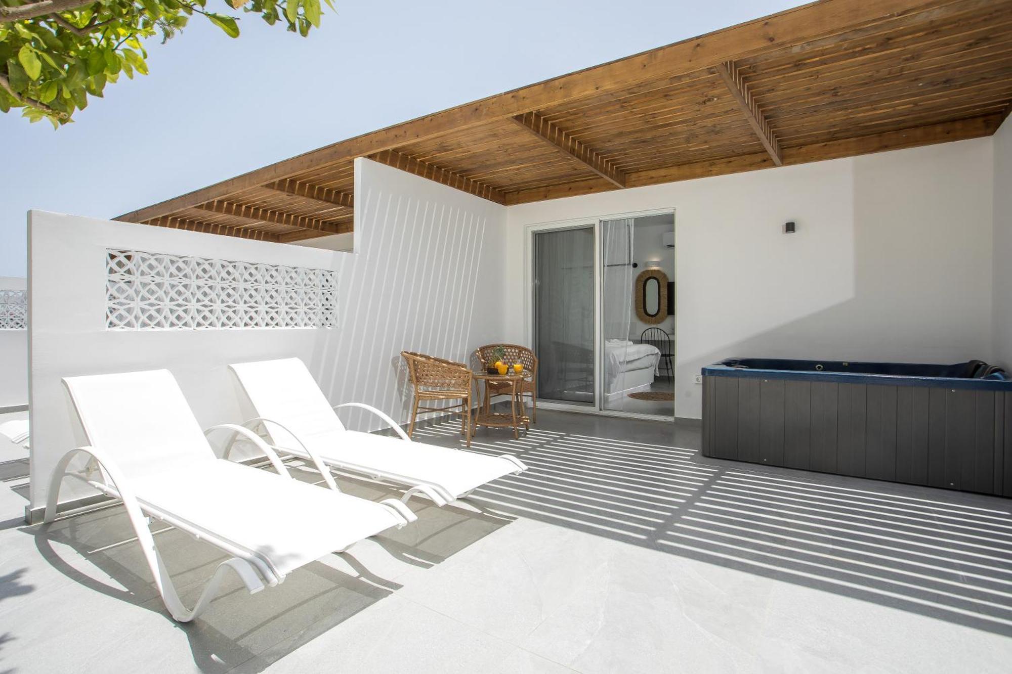 Calma Luxury & Aparthotel